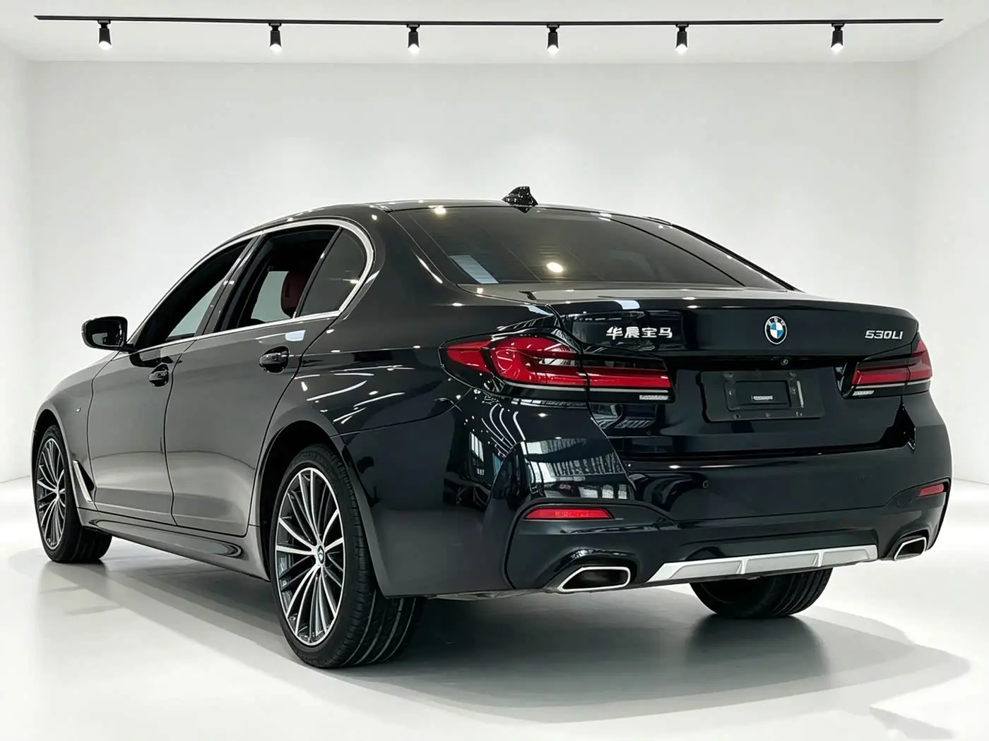 BMW 5 Series 2022 — Photo 5/16