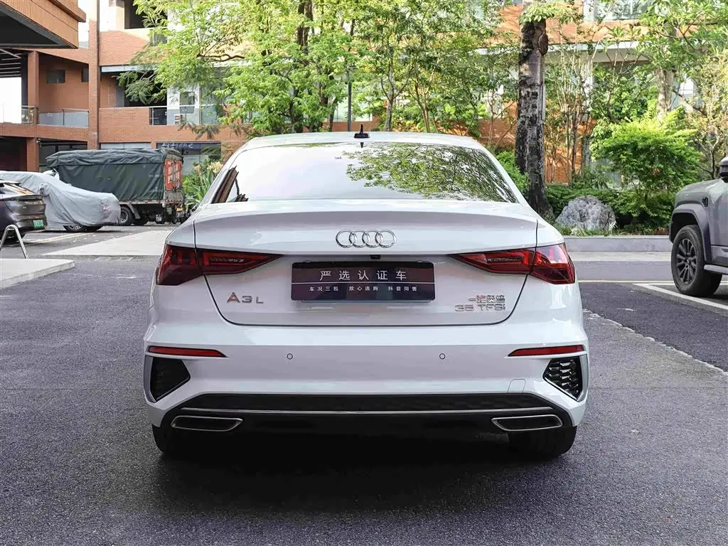 Audi A3 2024 — Photo 9/20