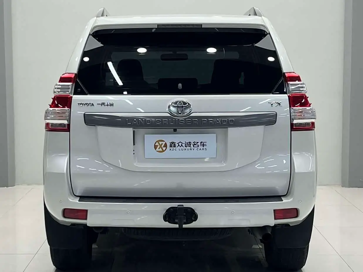 Toyota Prado 2017 — Photo 4/18