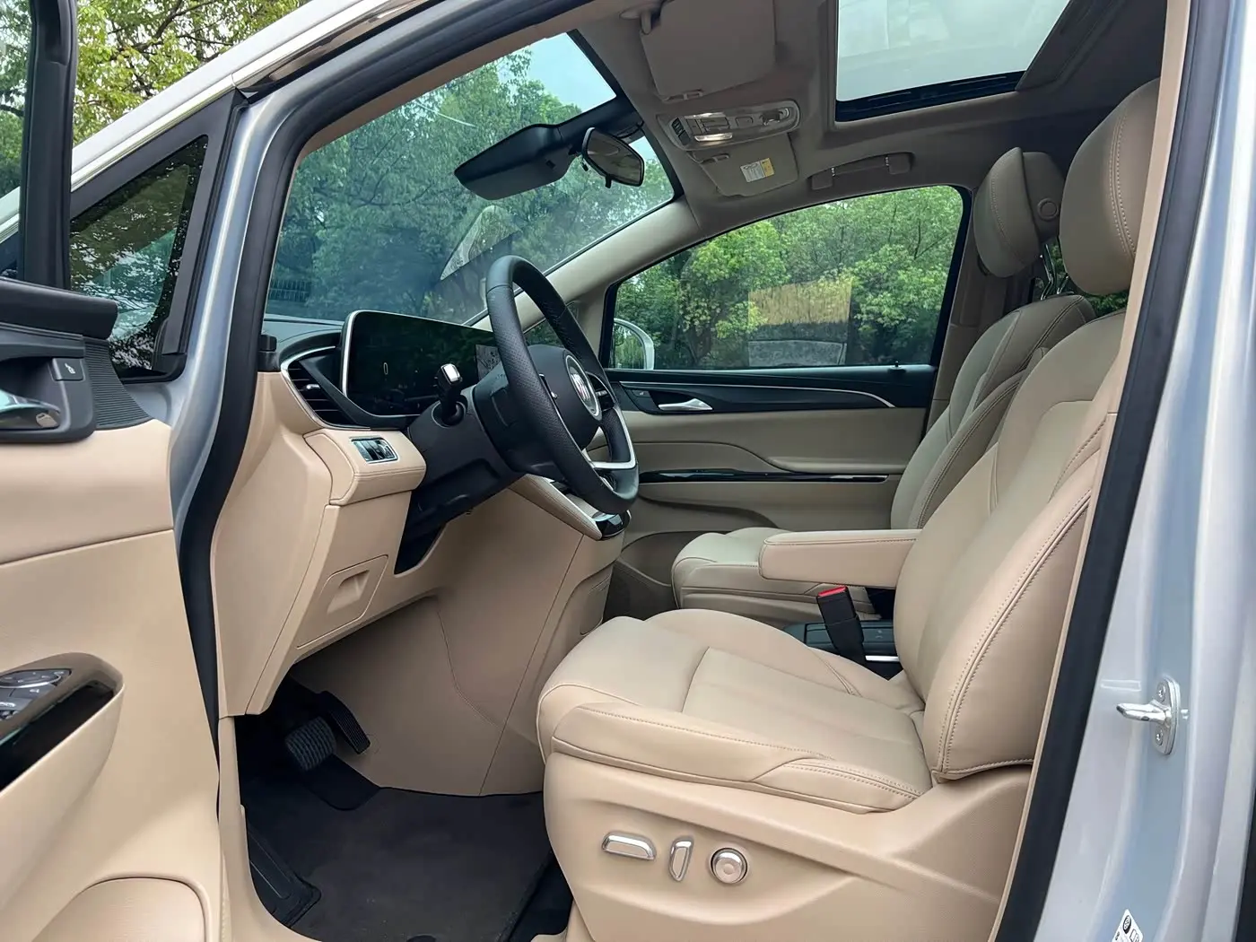 Buick GL8 2026 — Şəkil 9/18