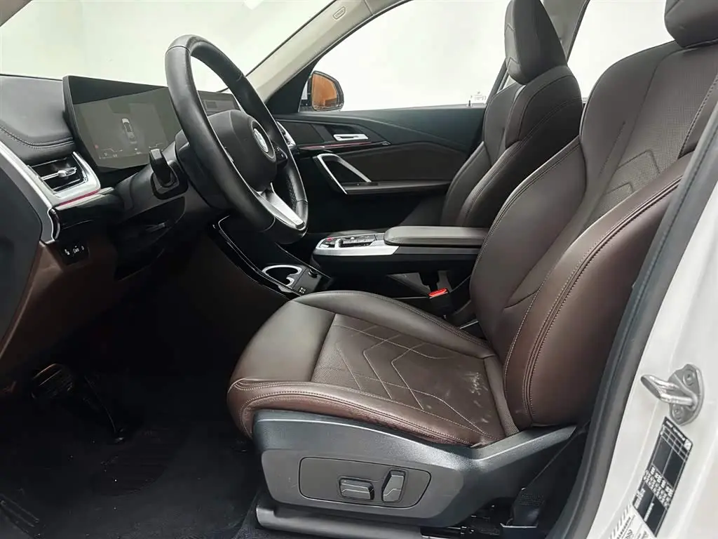 BMW X1 2023 — Photo 10/20