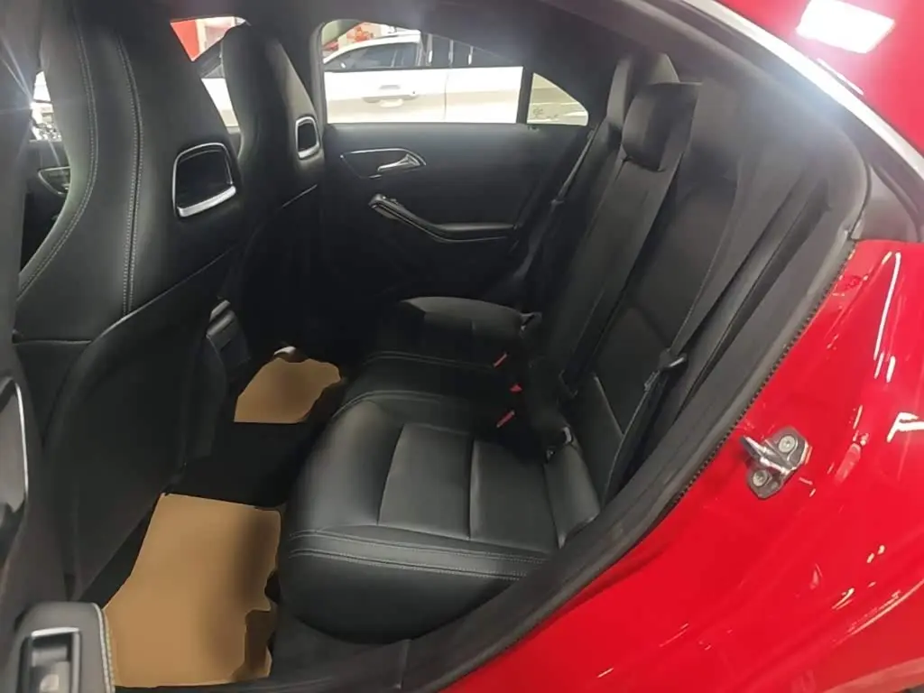 Mercedes-Benz CLA 2018 — Şəkil 16/19