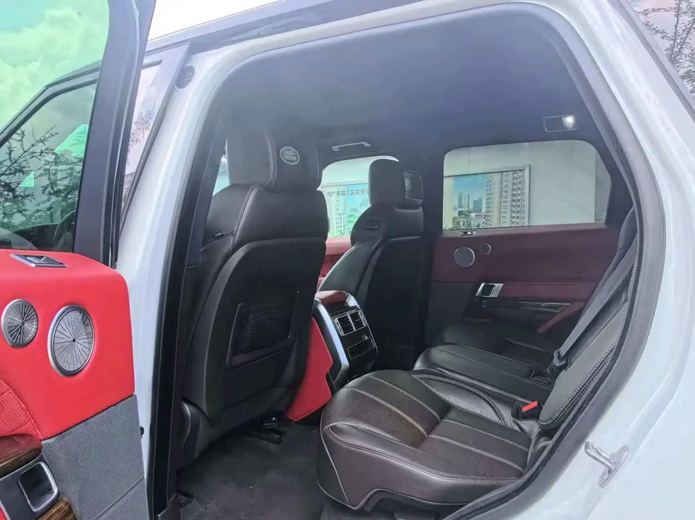 Land Rover Range Rover Sport 2017 — Photo 8/16