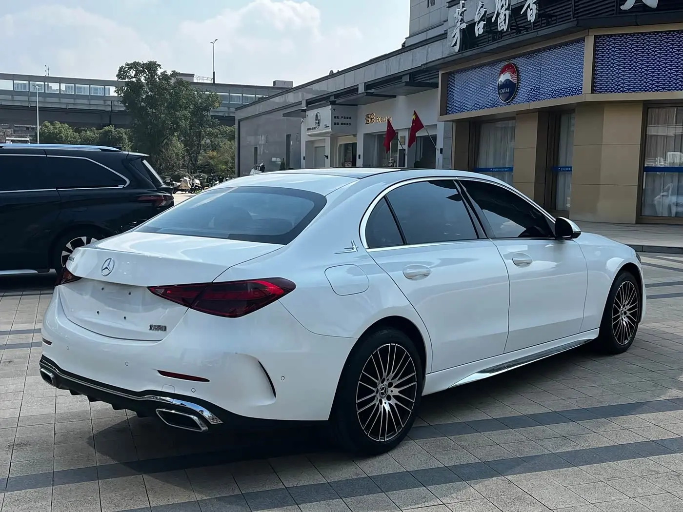 Mercedes-Benz C-Class 2025 — Photo 19/20