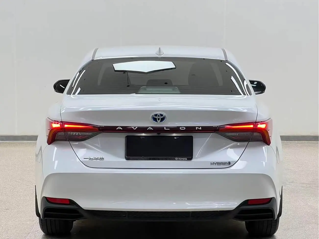Toyota Avalon 2023 — Photo 5/20