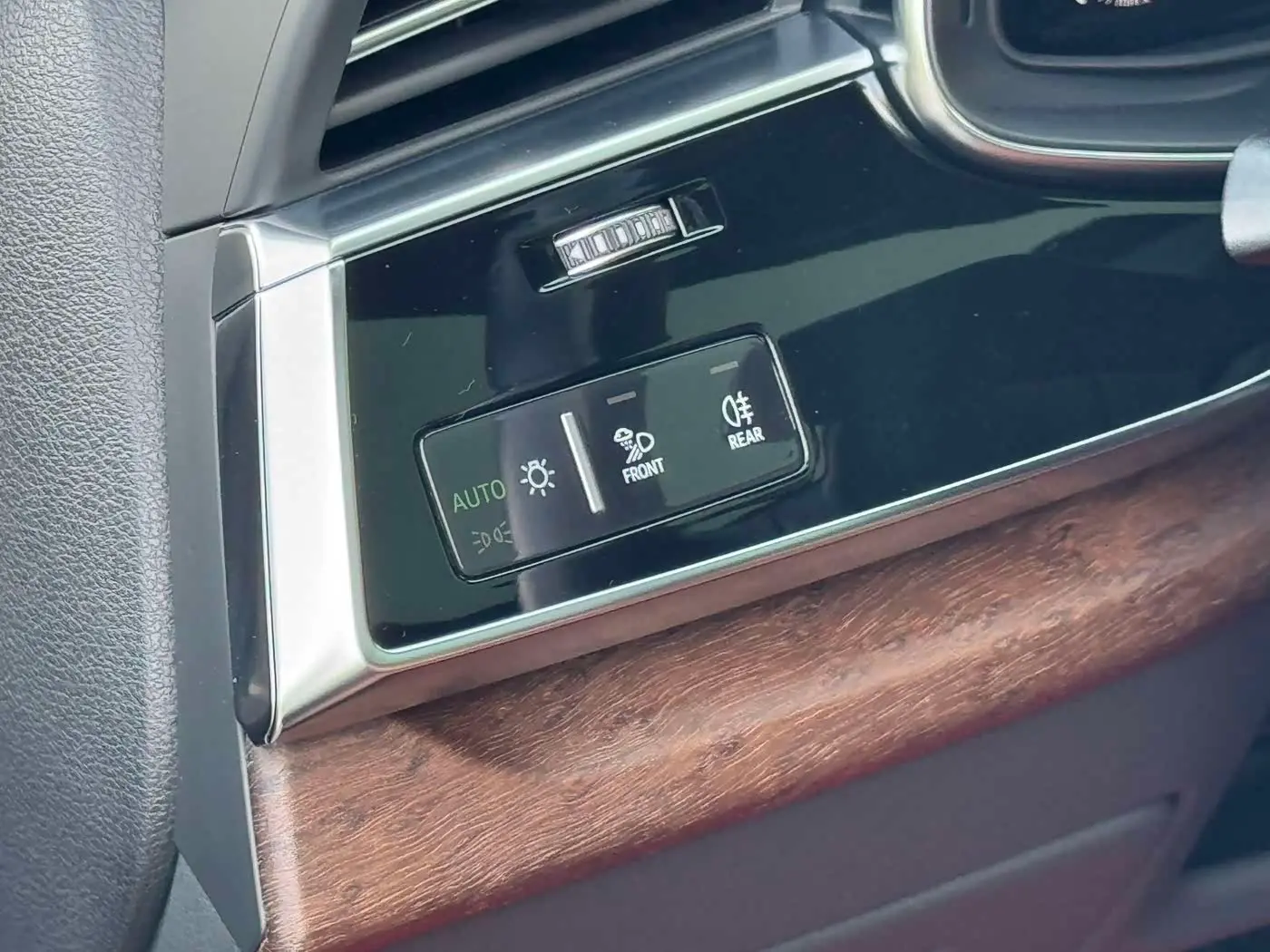 Audi Q7 2020 — Photo 10/20