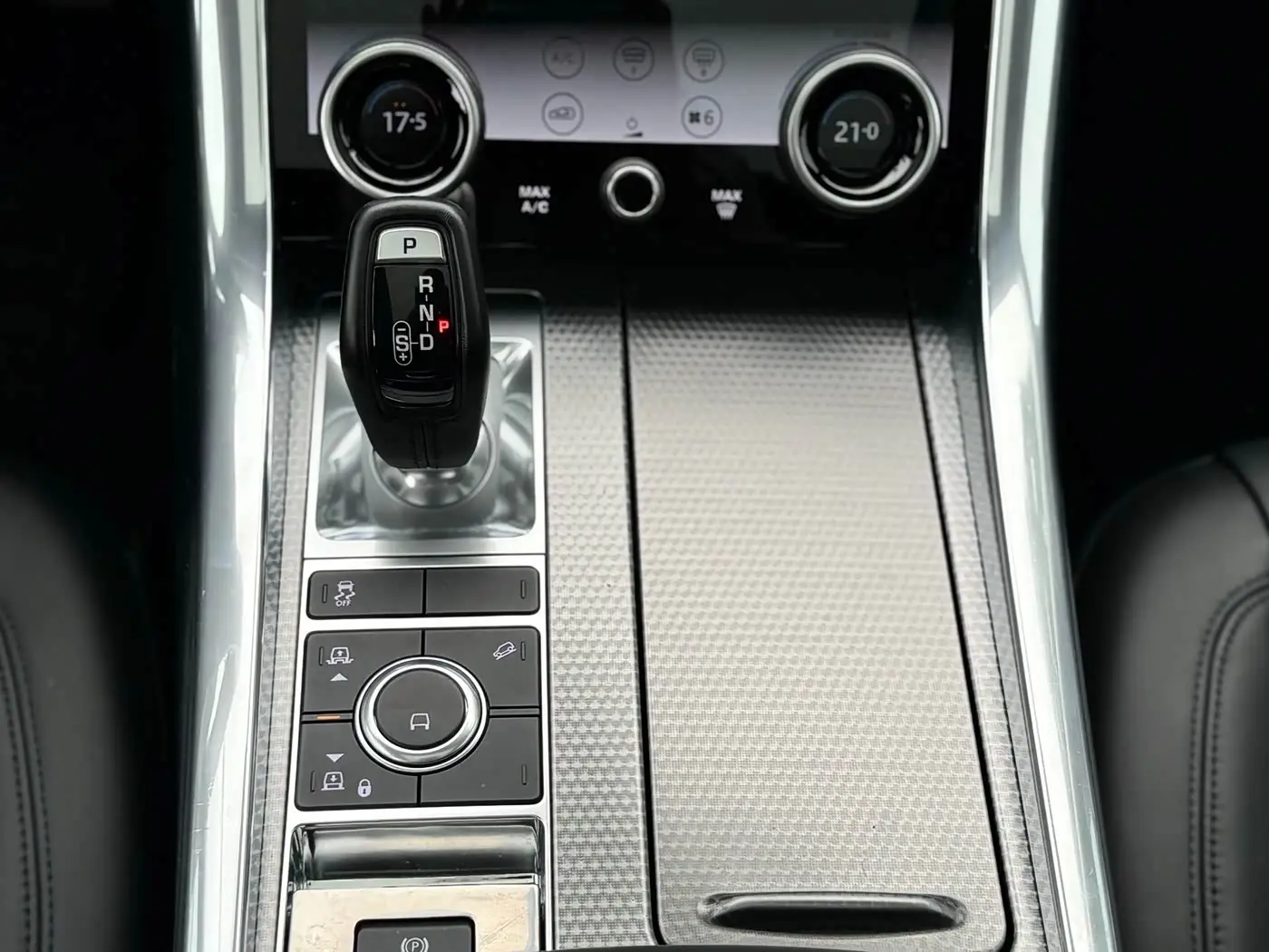 Land Rover Range Rover Sport 2019 — Фото 13/20