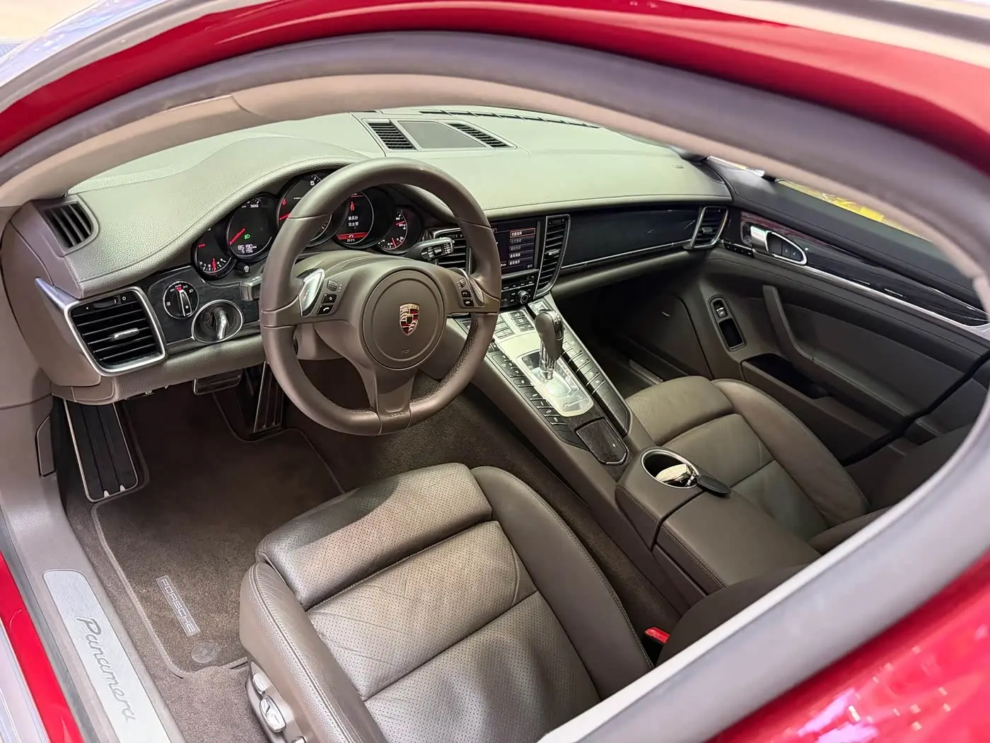 Porsche Panamera 2014 — Photo 7/9
