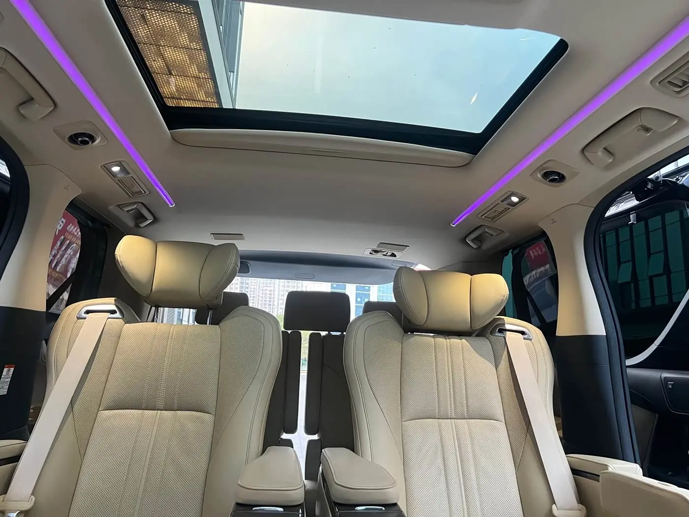 Toyota Vellfire 2020 — Photo 18/18