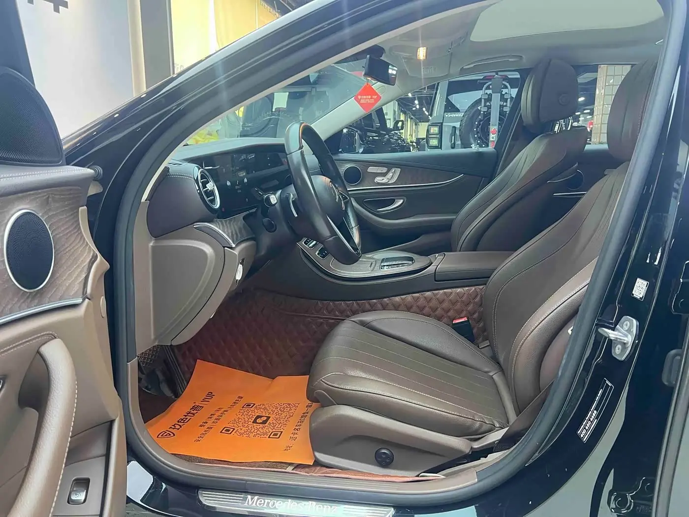 Mercedes-Benz E-Class 2021 — Photo 5/10