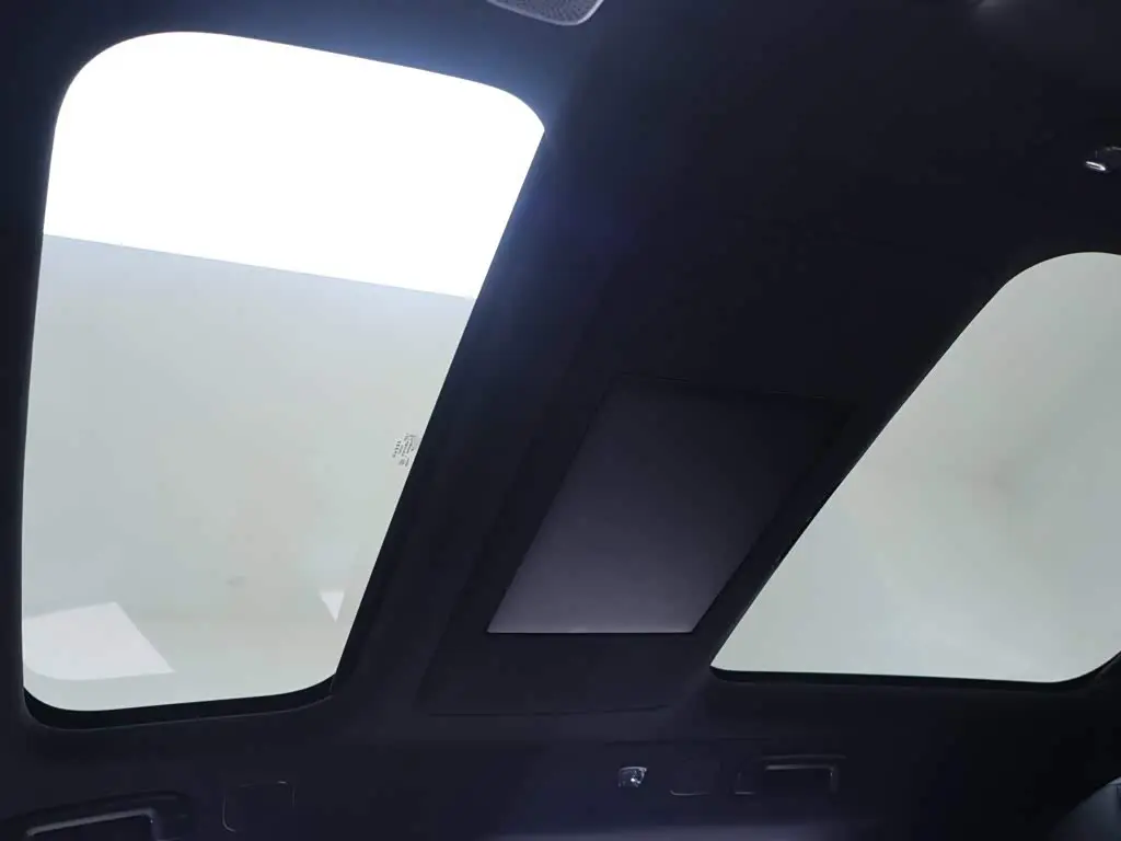 ZEEKR 8X 2026 — Photo 19/20
