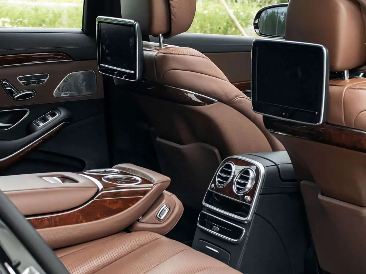 Mercedes-Benz S-Class 2015 — Photo 20/20