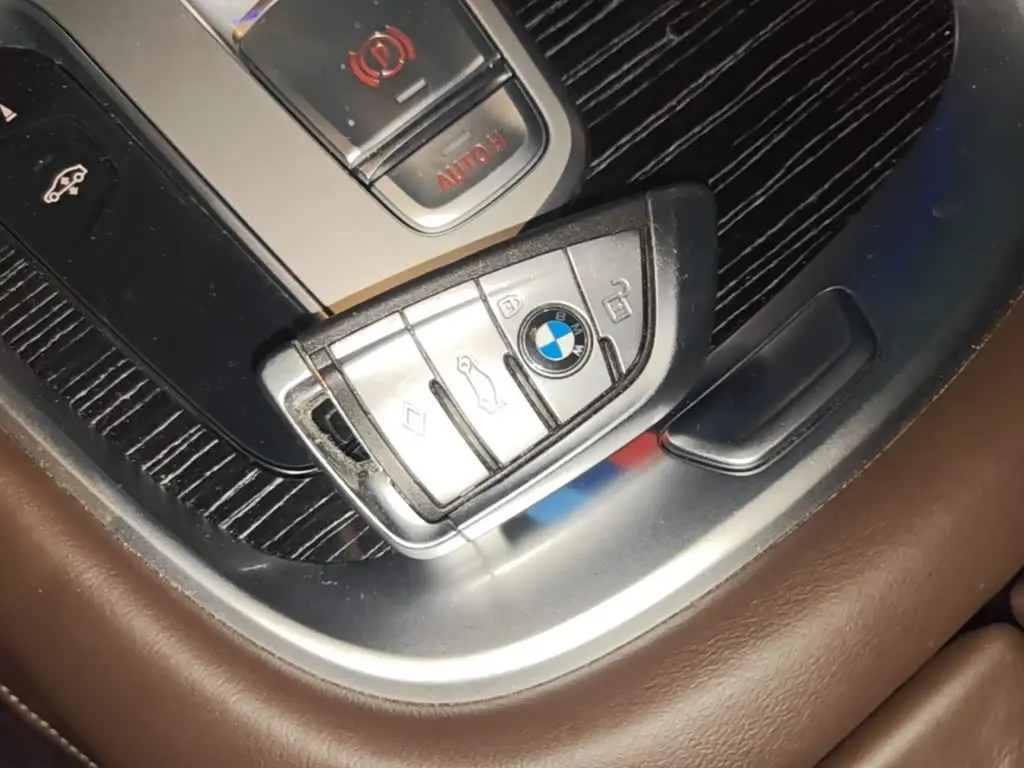 BMW 7 Series 2022 — Фото 9/20