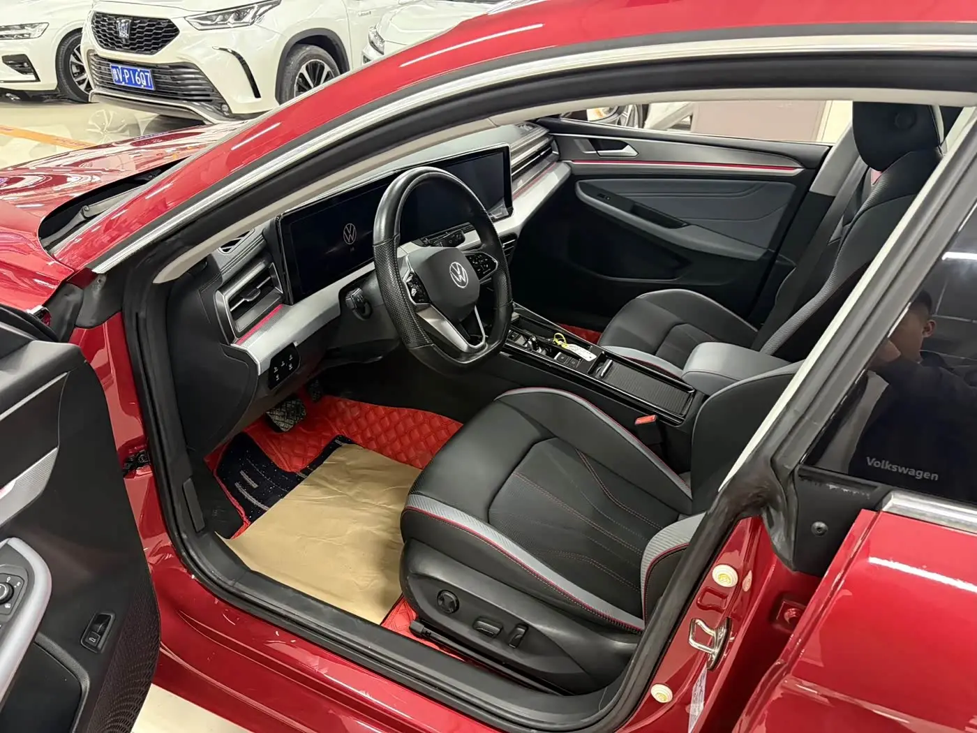 Volkswagen Lamando 2022 — Photo 6/17