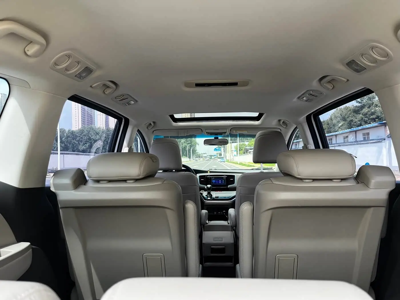 Honda Odyssey 2018 — Şəkil 17/18