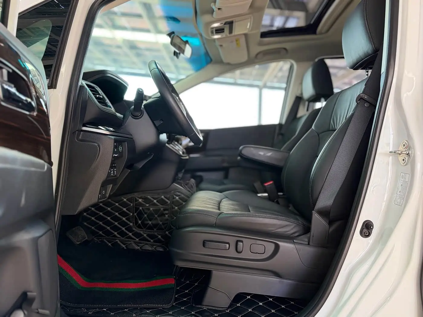 Honda Odyssey 2018 — Photo 9/10