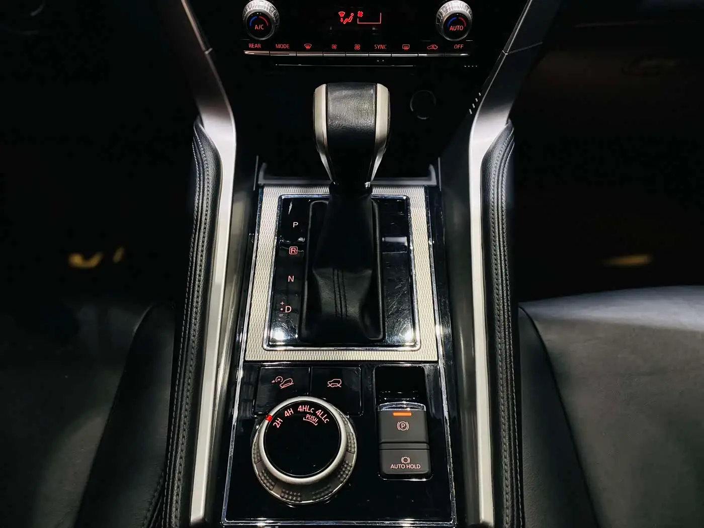 Mitsubishi Pajero Sport 2020 — Фото 12/17