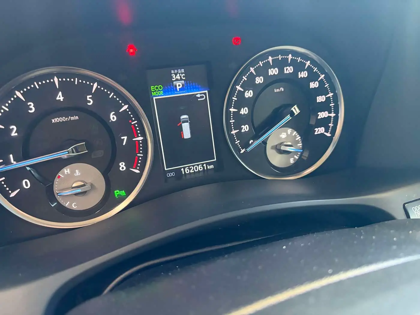 Toyota Alphard 2018 — Şəkil 7/14