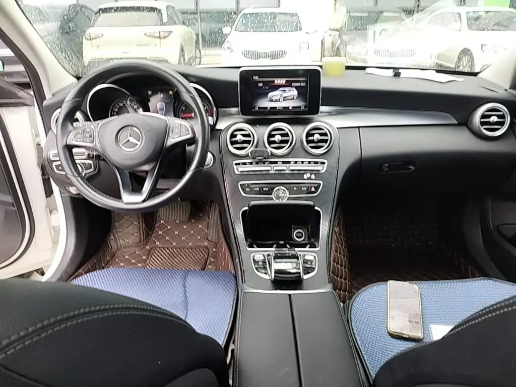 Mercedes-Benz C-Class 2017 — Фото 10/20