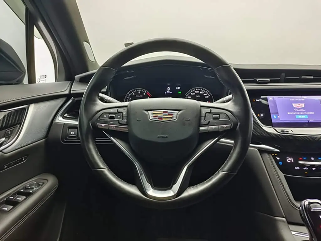 Cadillac XT6 2024 — Photo 10/14