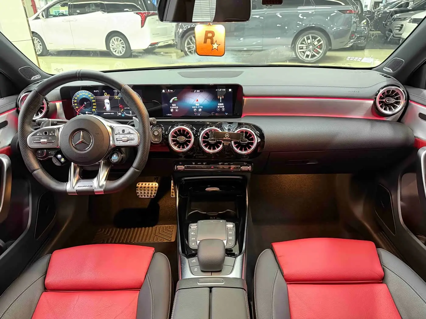 Mercedes-Benz A-Class AMG 2021 — Фото 10/14