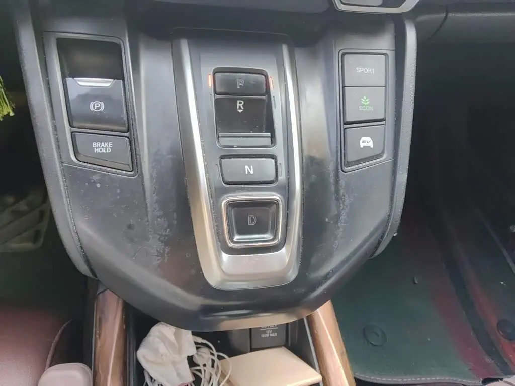Honda CR-V 2018 — Photo 10/20