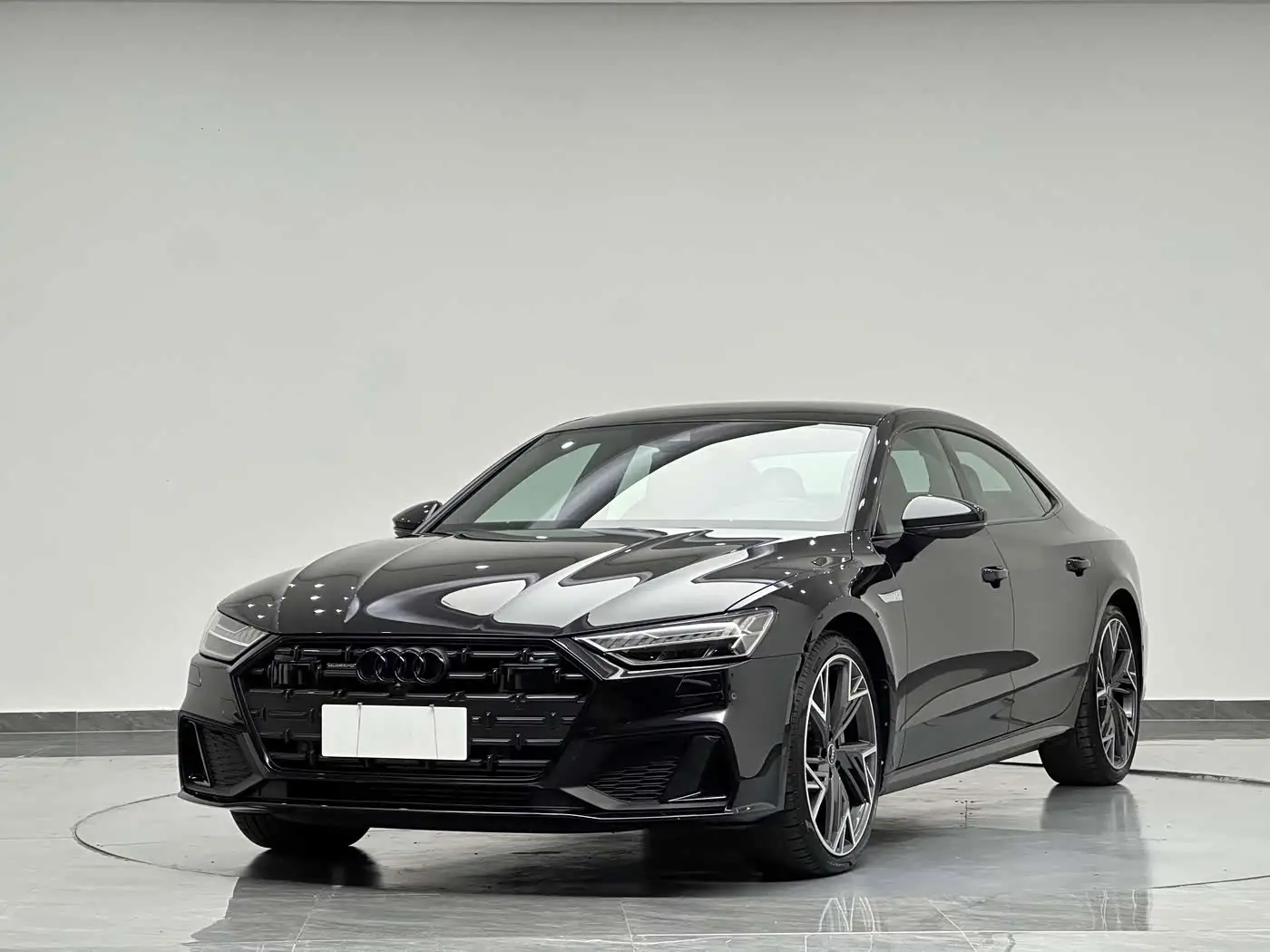 Audi A7L, 2023