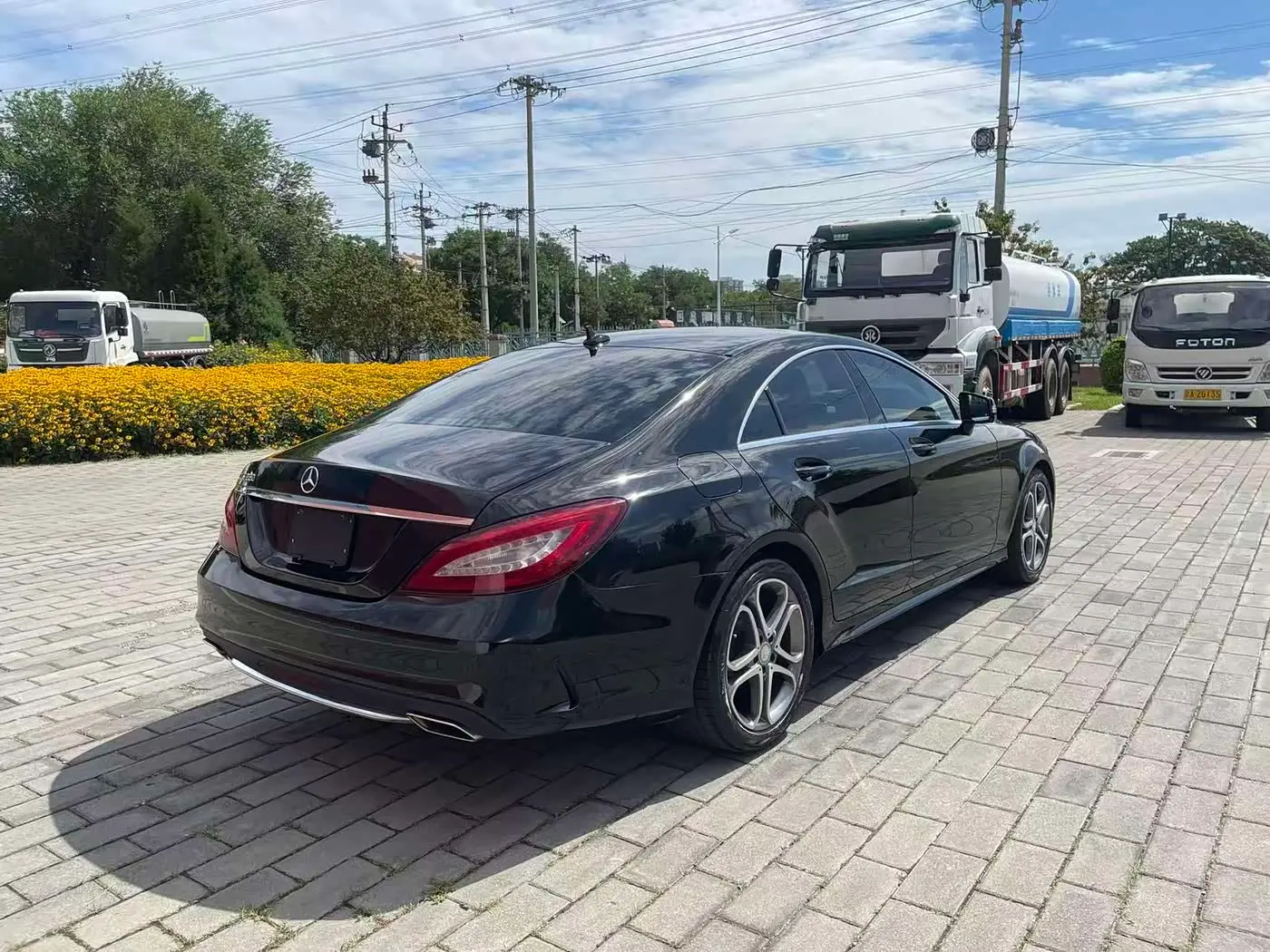 Mercedes-Benz CLS 2015 — Photo 8/20