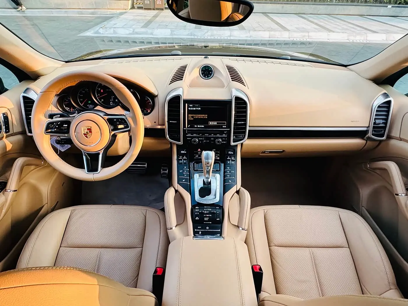 Porsche Cayenne 2017 — Photo 20/20