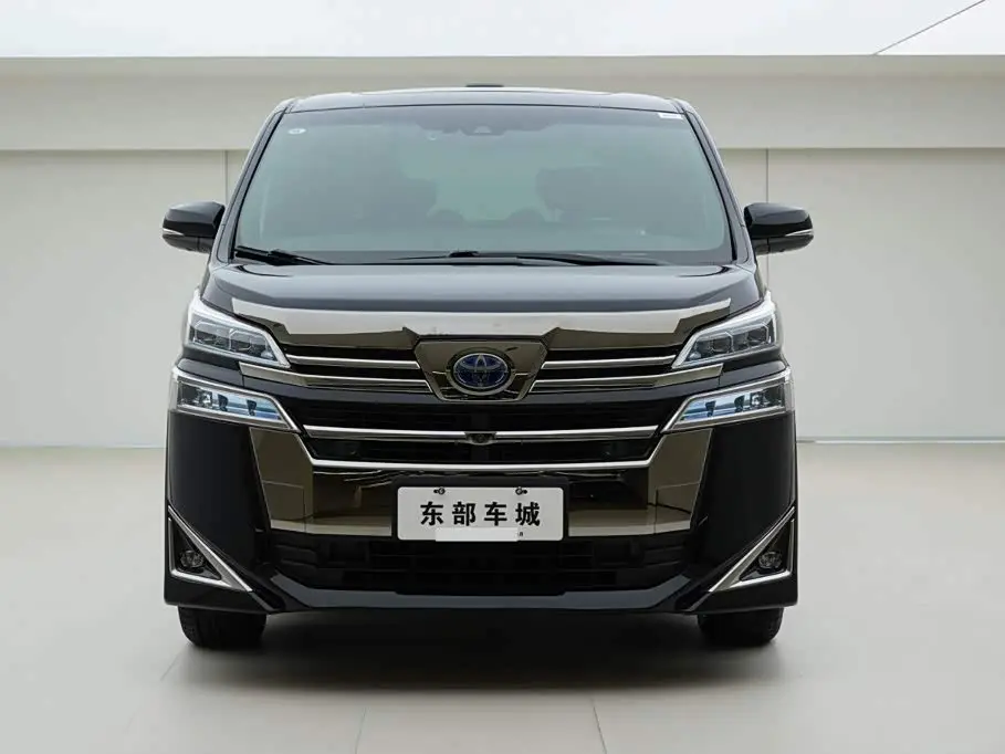 Toyota Vellfire 2021 — Photo 2/18