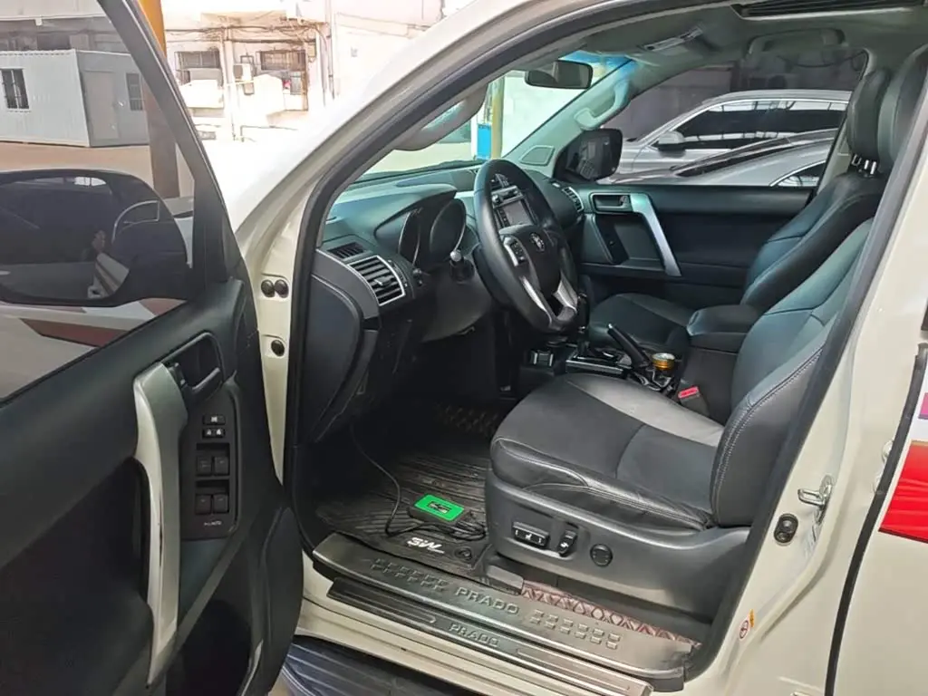 Toyota Prado 2017 — Şəkil 16/20