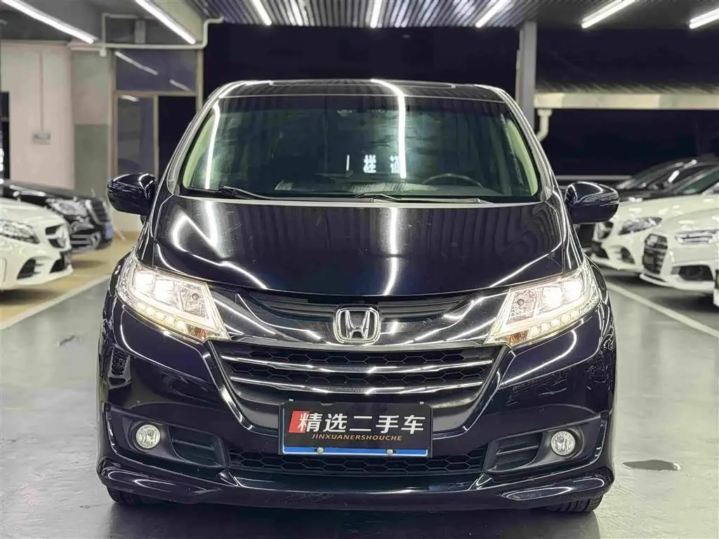 Honda Odyssey 2017 — Photo 3/20