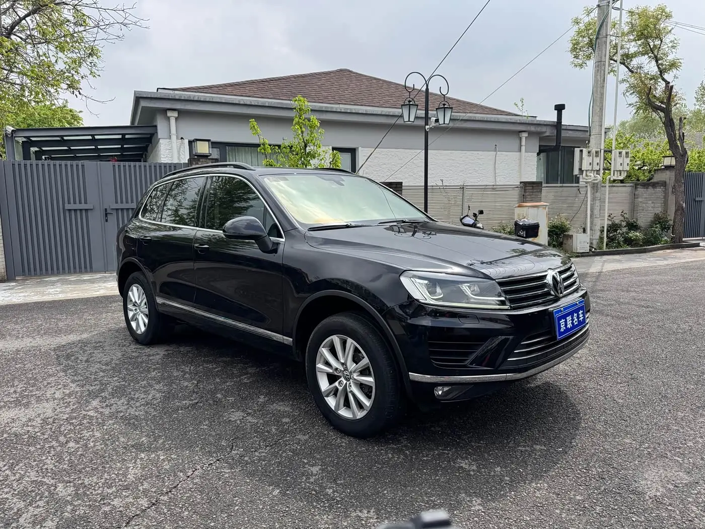 Volkswagen Touareg 2017 — Фото 3/14