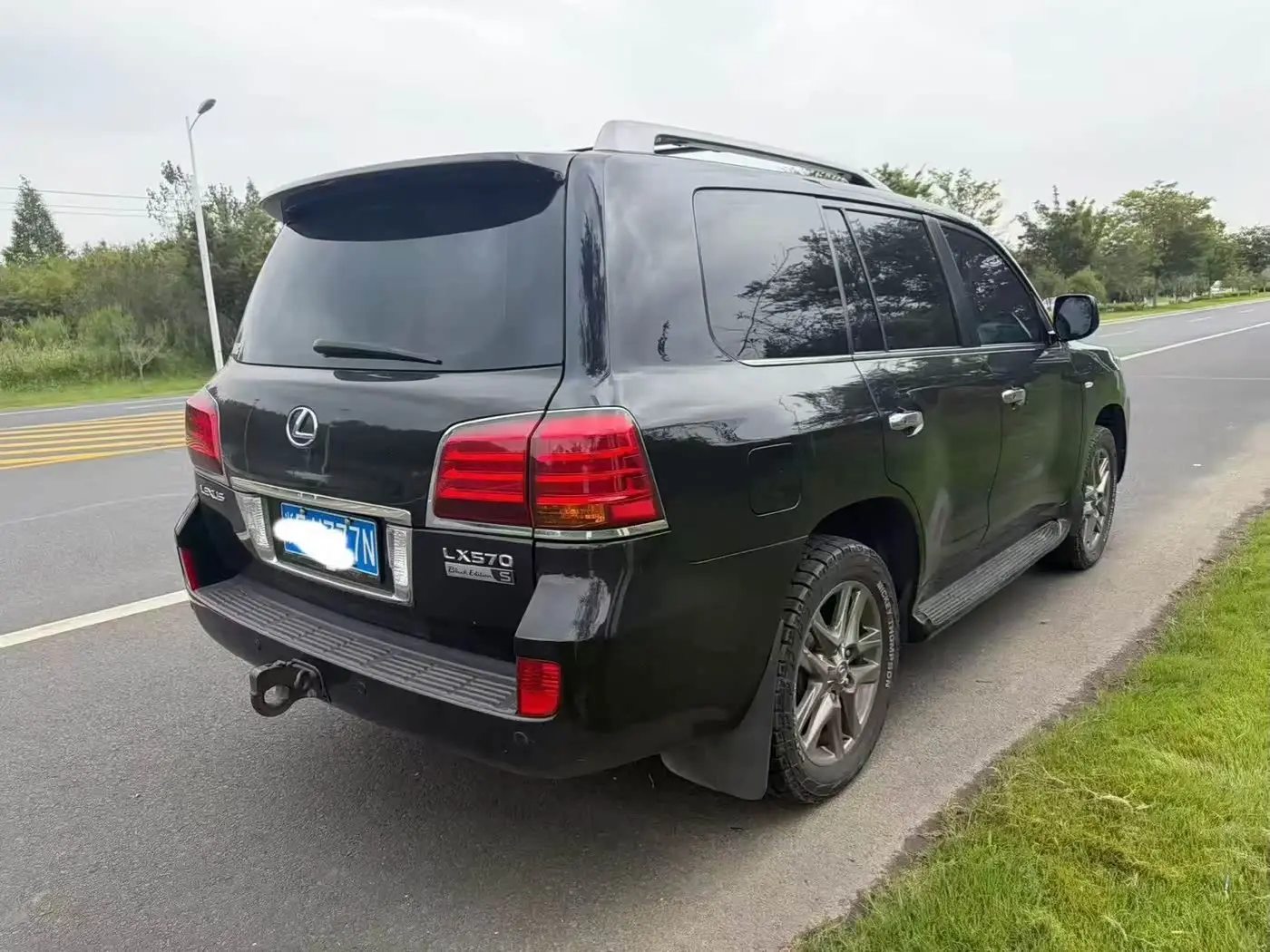 Lexus LX 2008 — Photo 9/9