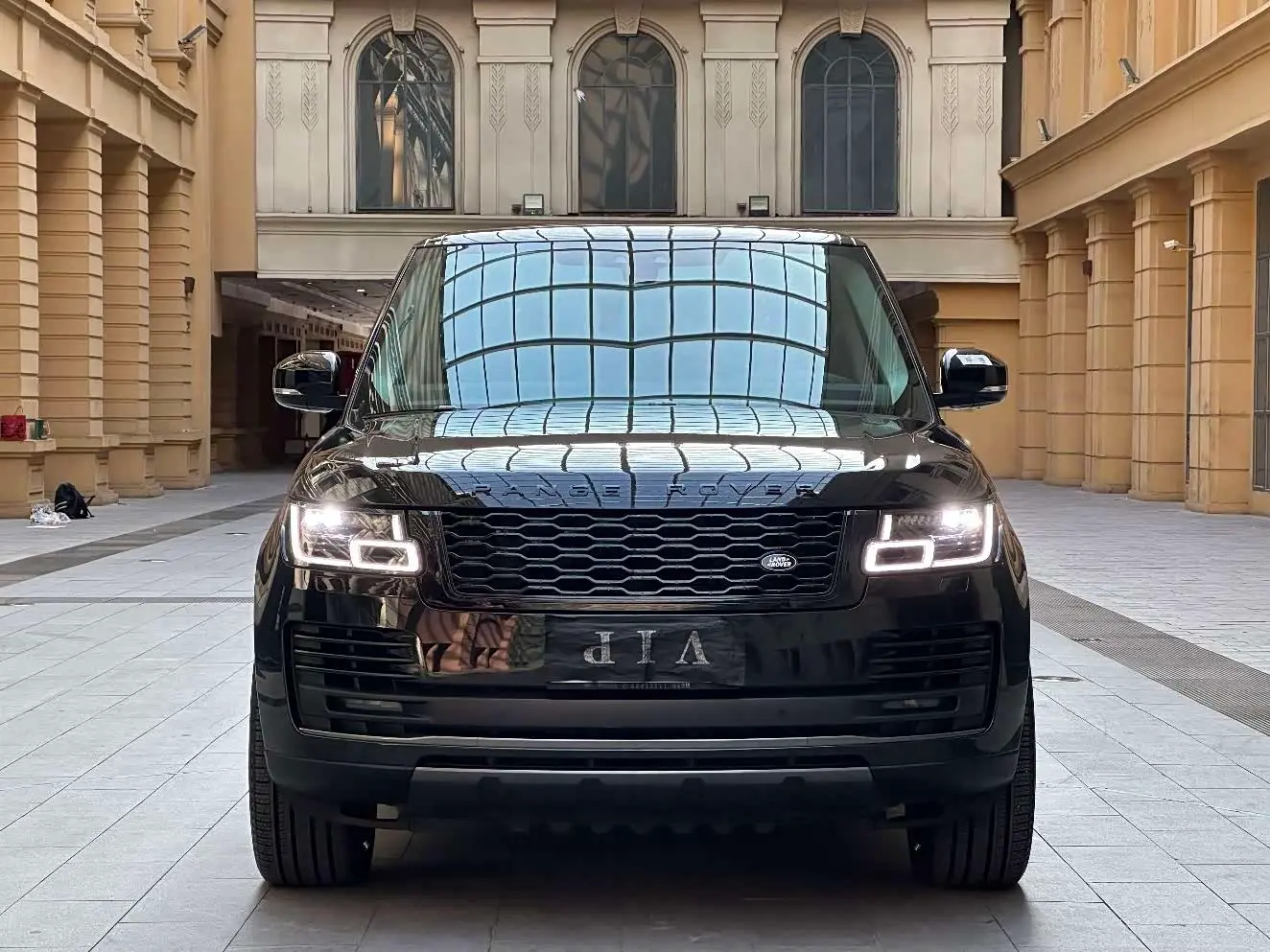 Land Rover Range Rover 2021 — Фото 2/20