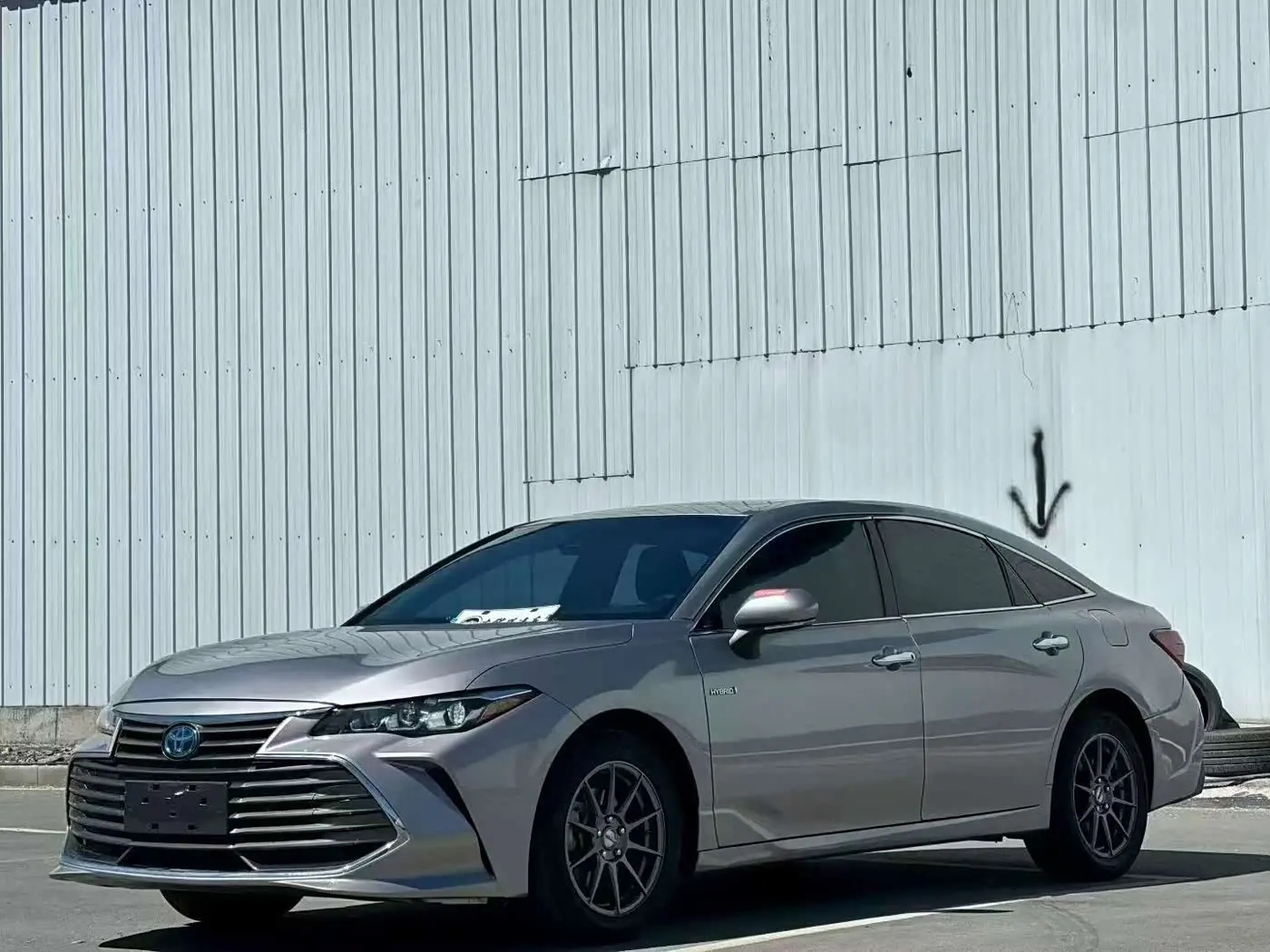 Toyota Avalon 2021 — Фото 1/9