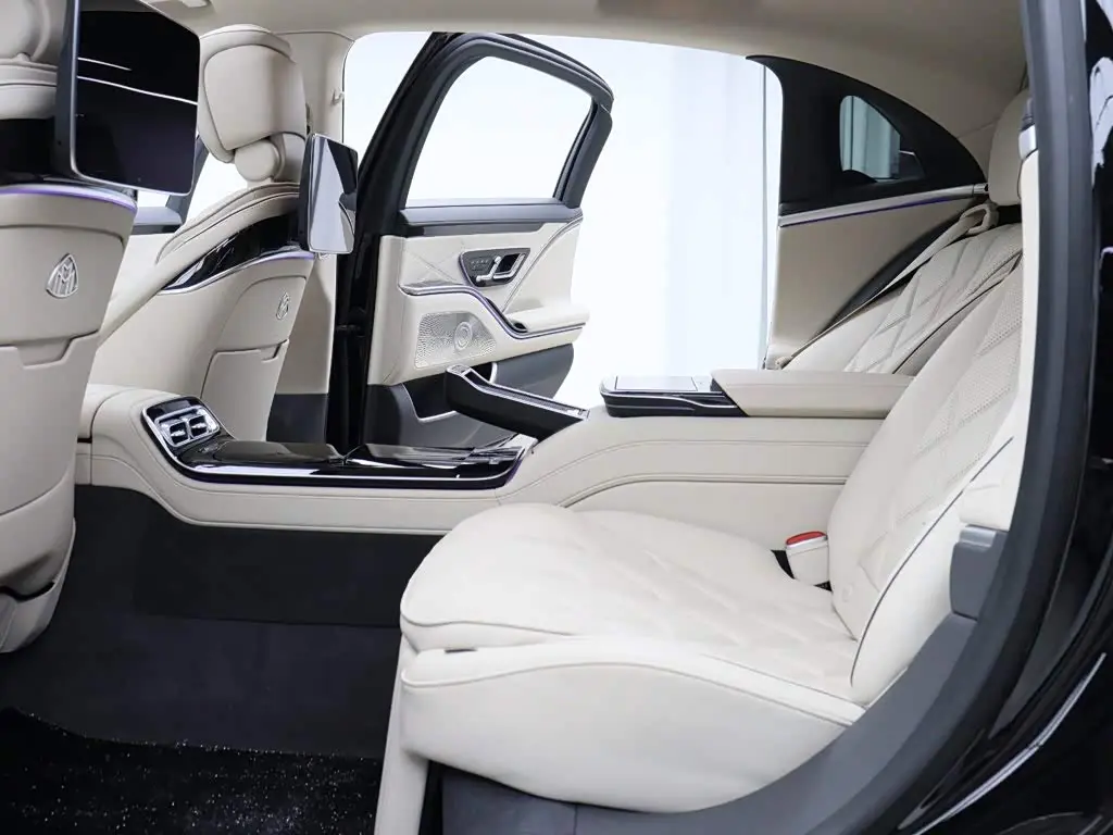 Mercedes-Benz Maybach S-Class 2023 — Фото 8/20