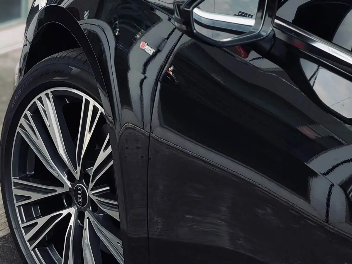 Audi A6L 2025 — Photo 3/12