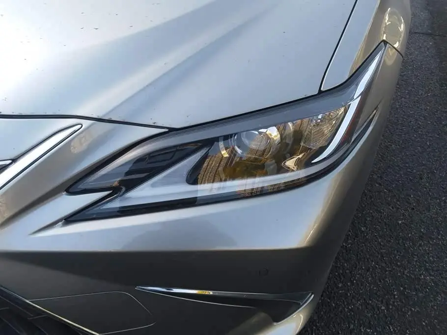 Lexus ES 2023 — Фото 5/16