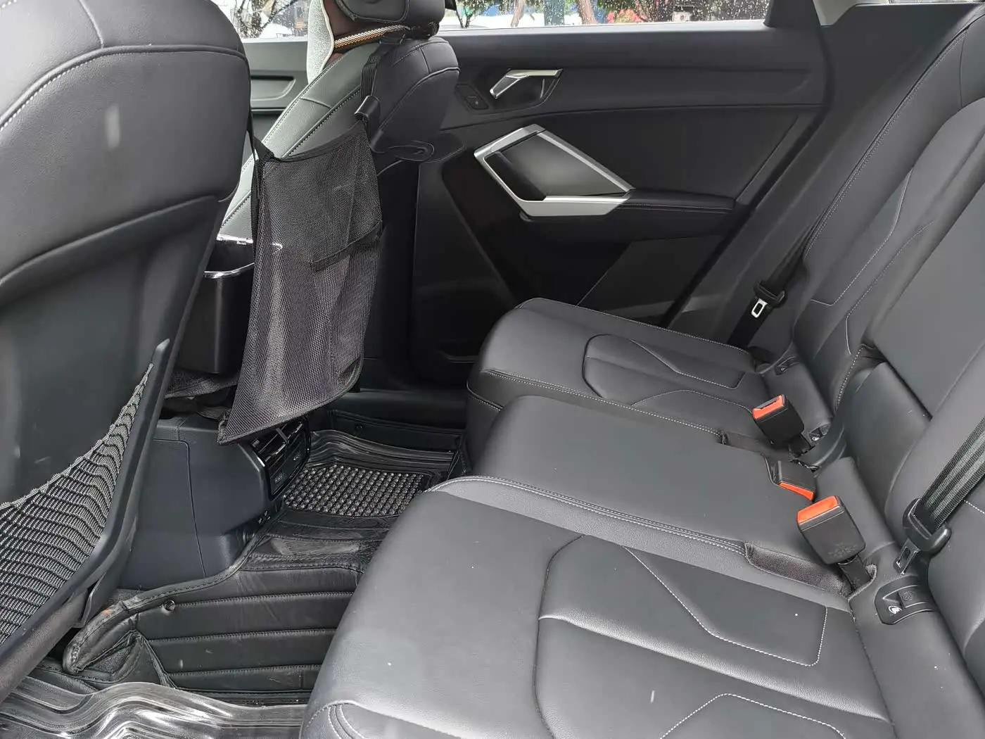 Audi Q3 2020 — Photo 9/16