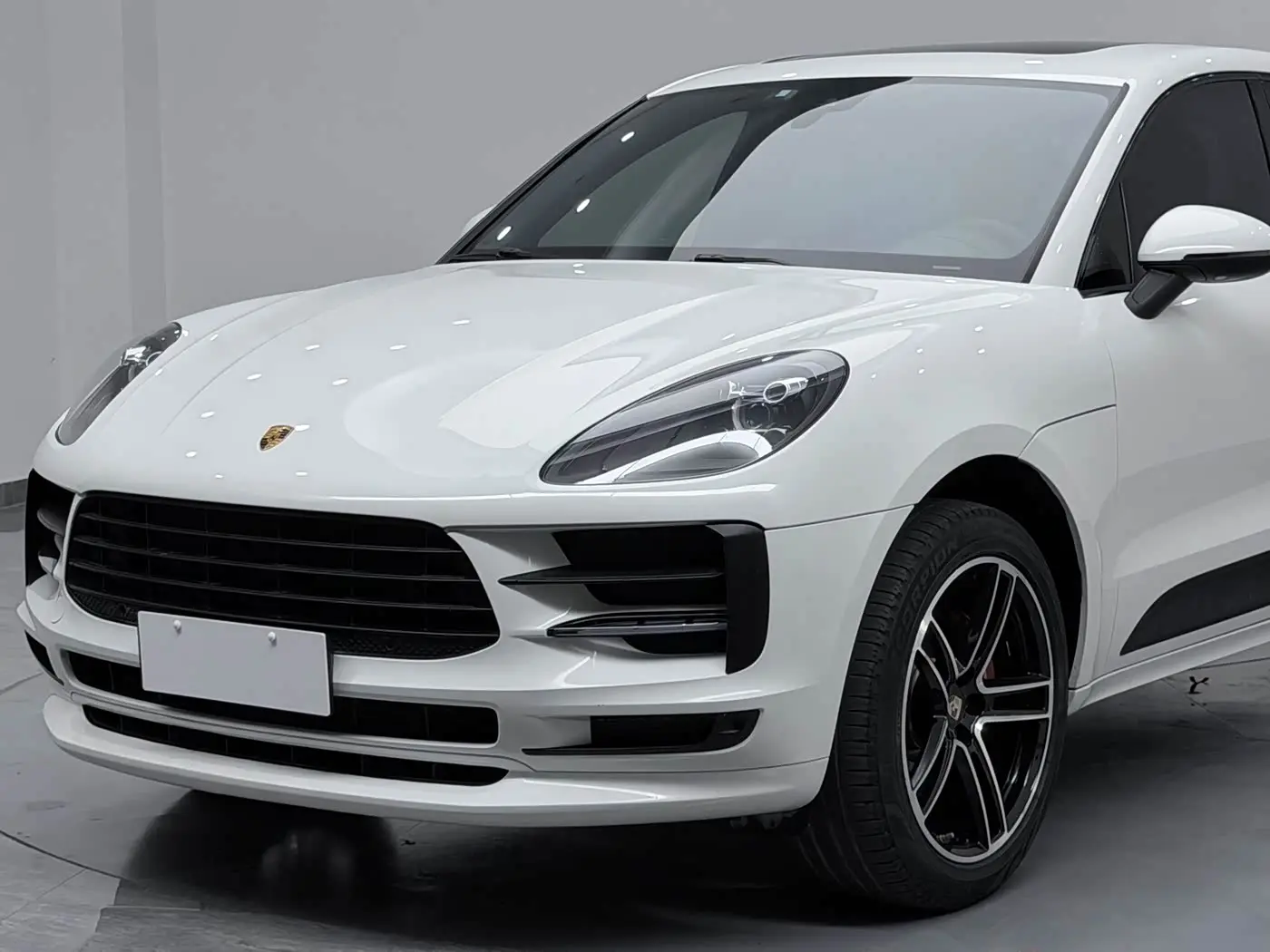 Porsche Macan 2021 — Photo 11/20