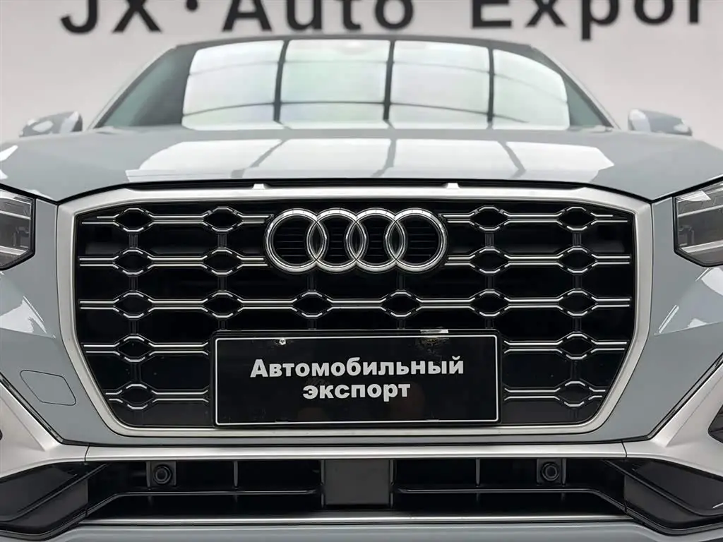 Audi Q2L 2023 — Photo 5/20