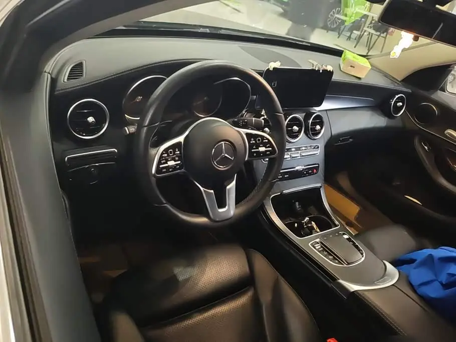 Mercedes-Benz C-Class 2019 — Şəkil 12/16
