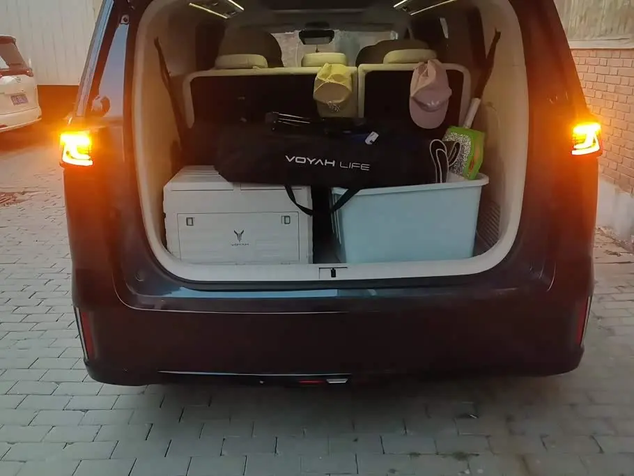 Voyah Auto Voyah Dreamer 2025 — Photo 4/16