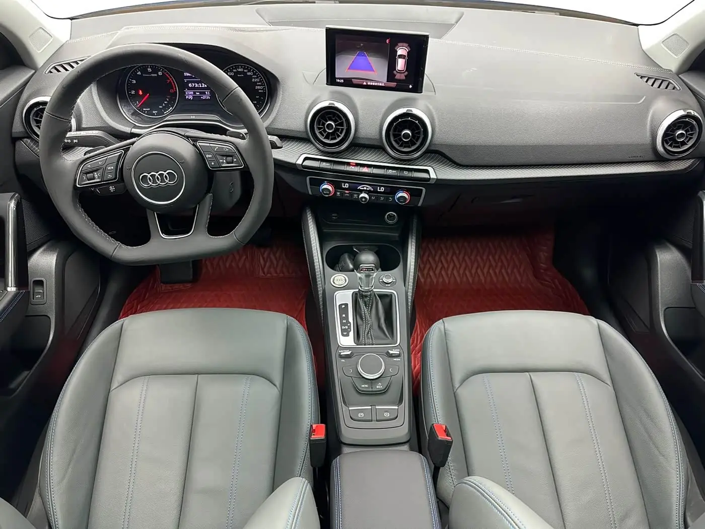 Audi Q2L 2023 — Photo 9/17