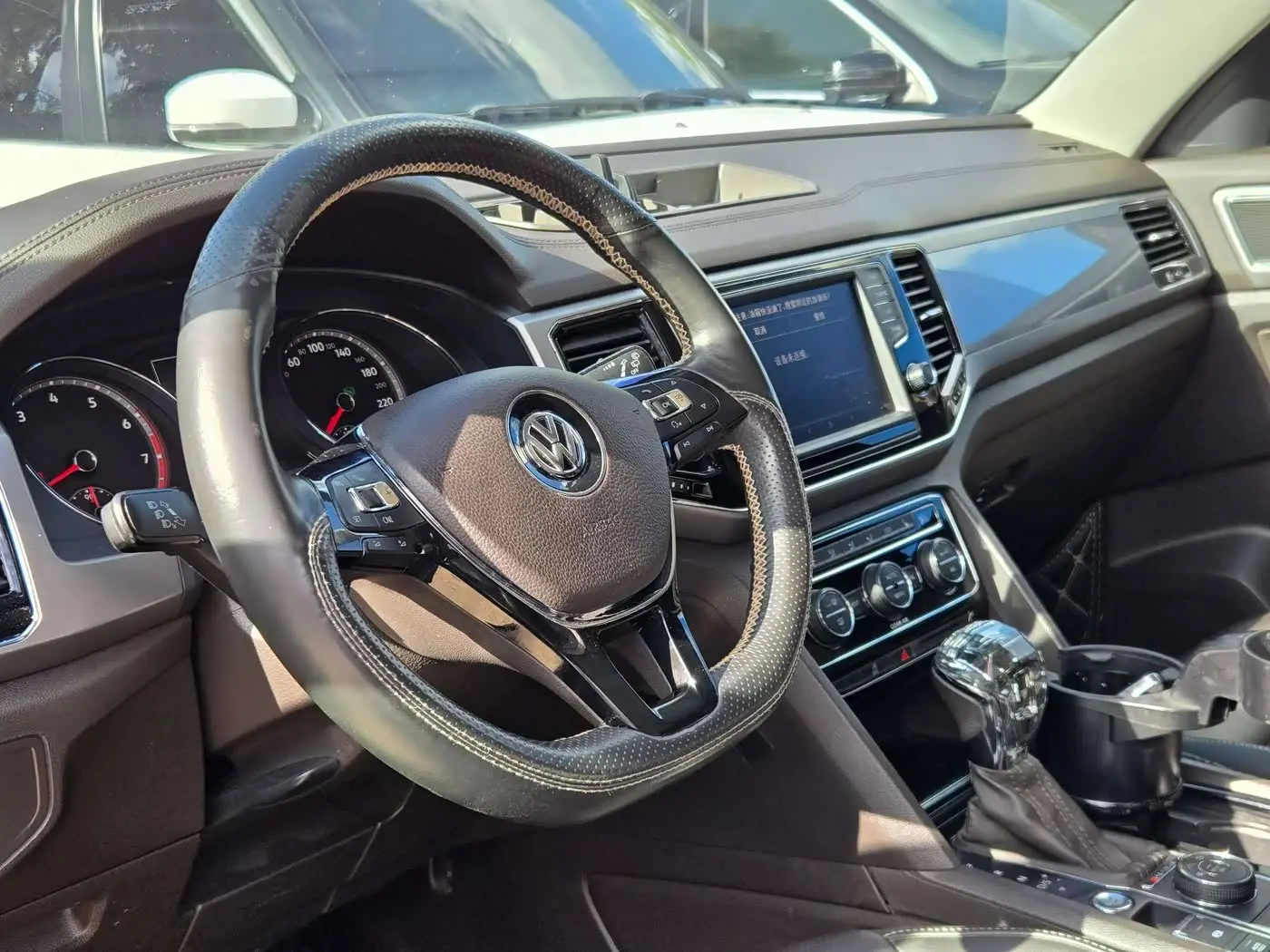 Volkswagen Teramont 2018 — Photo 6/9