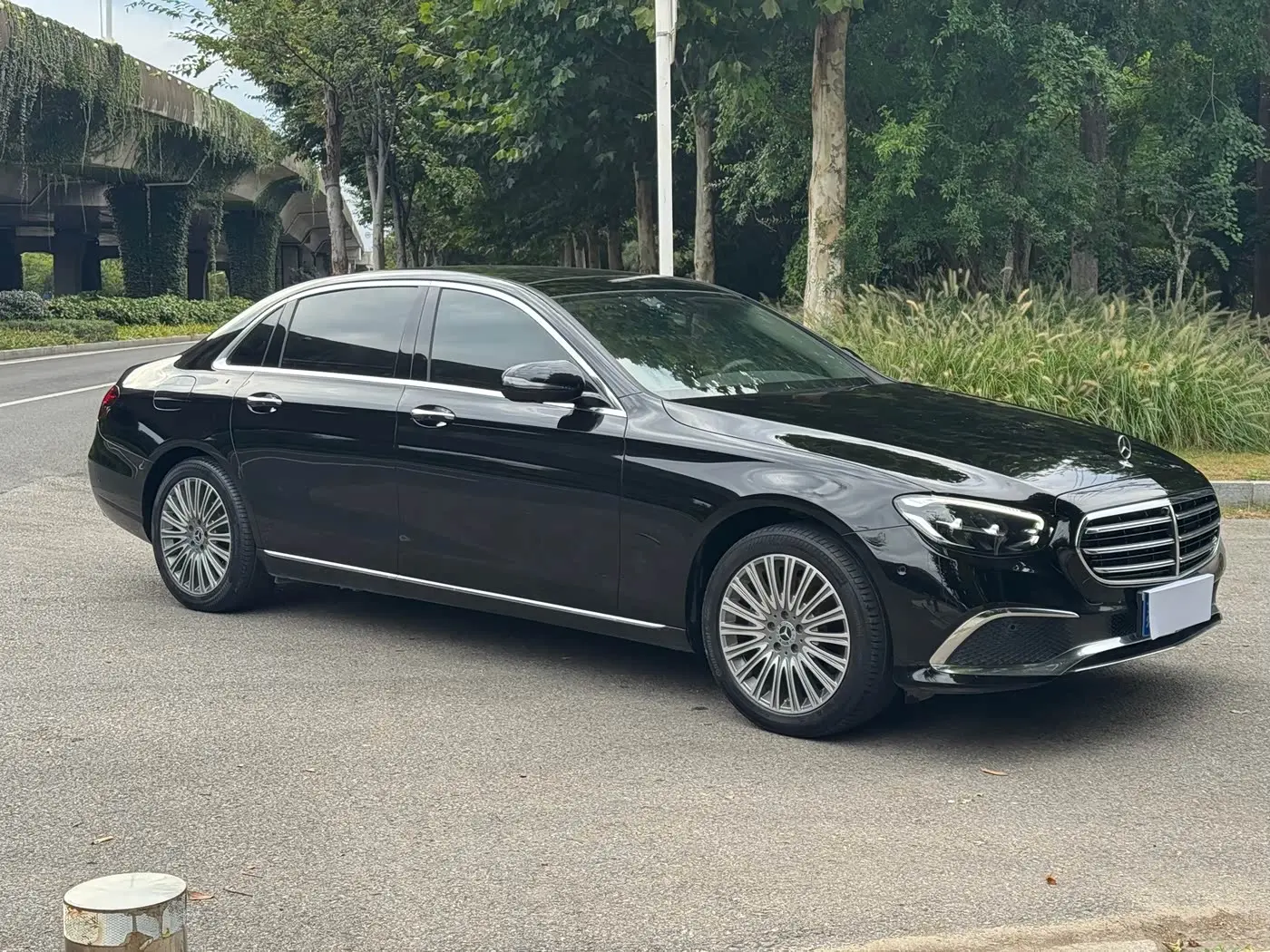 Mercedes-Benz E-Class 2020 — Photo 3/12