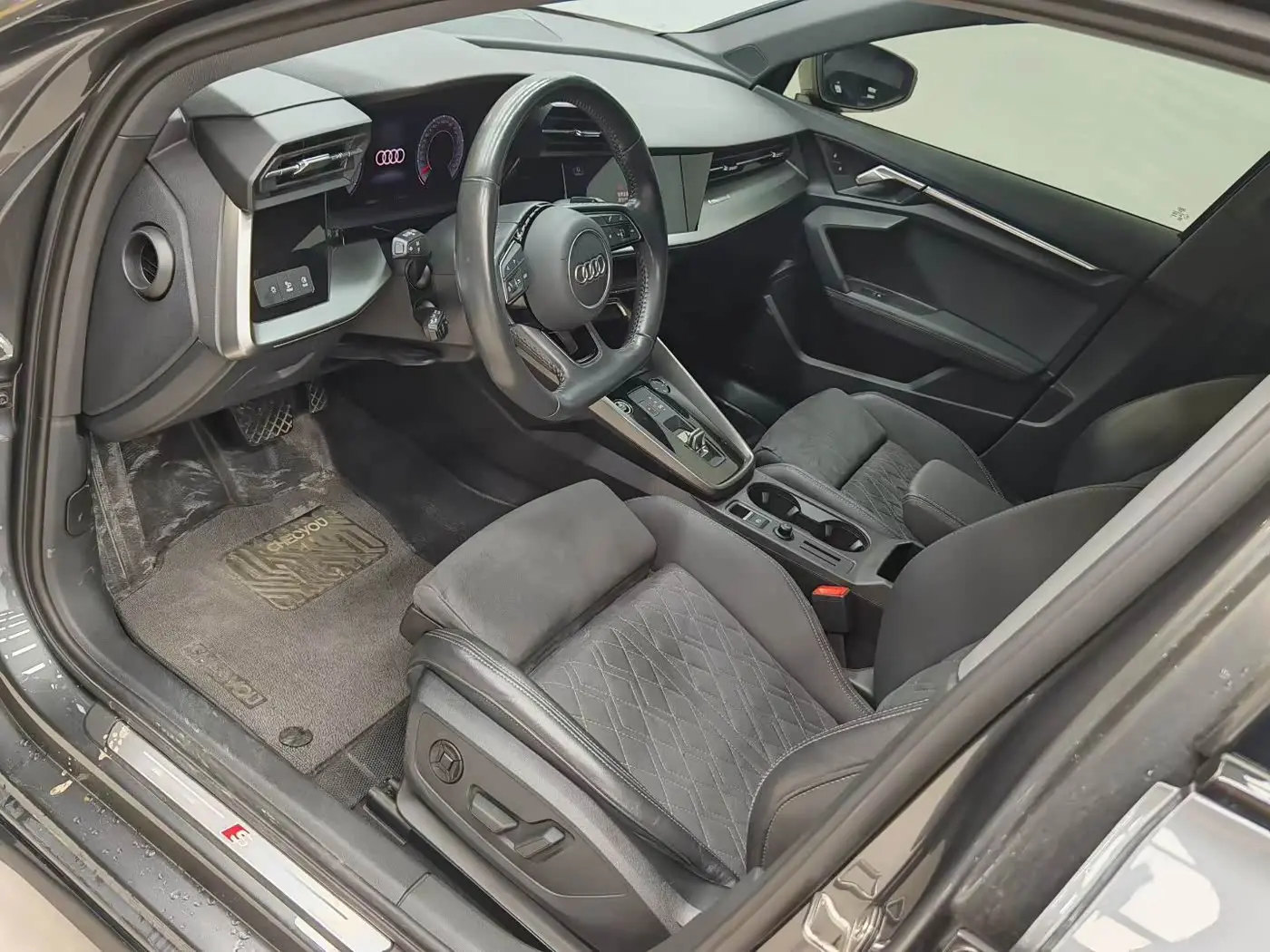 Audi A3 2022 — Şəkil 4/9