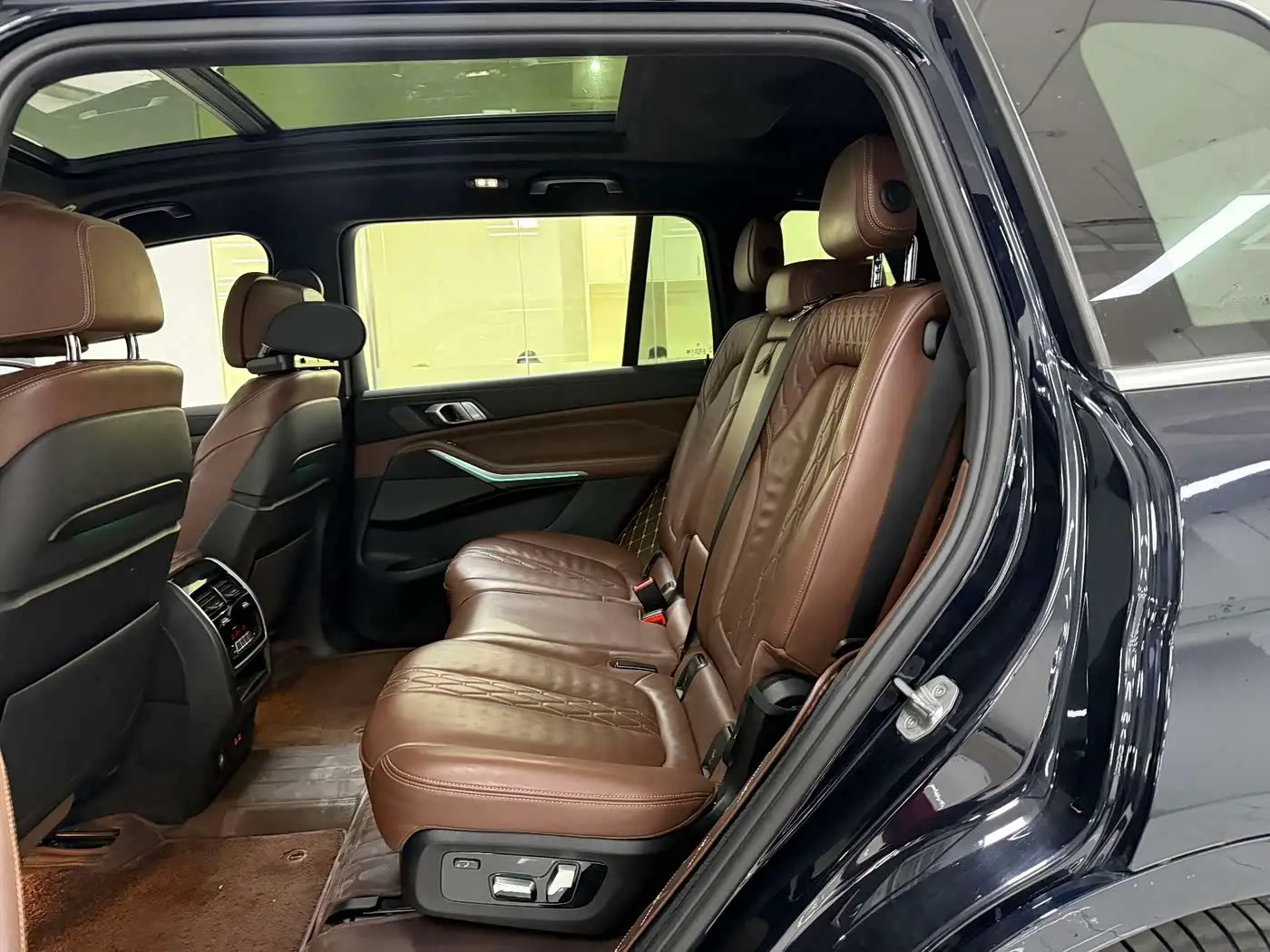 BMW X7 2020 — Фото 14/20