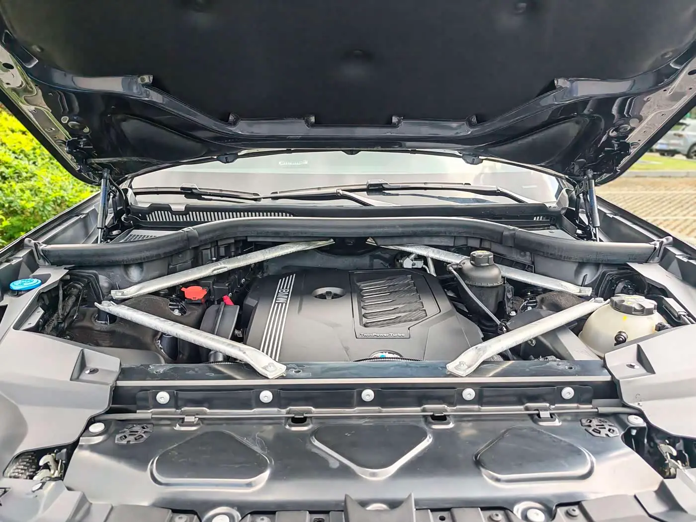 BMW X7 2019 — Photo 14/18